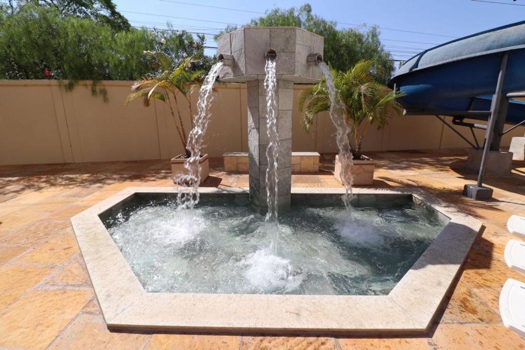 Villas Diroma - Ganhe 1 Dia No Diroma Acqua Park, Splash E Slide Caldas Novas Exterior foto